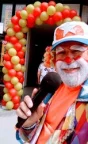 locutor de loja, palhaço locutor