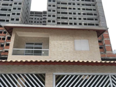 Sobrado em Condomínio na Praia