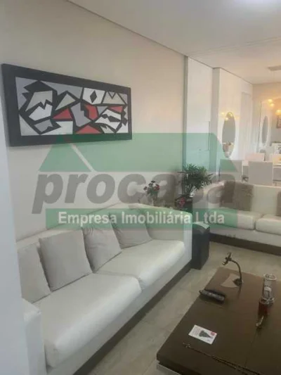 Apartamento - / Residencial / Parque Dez de Novembro