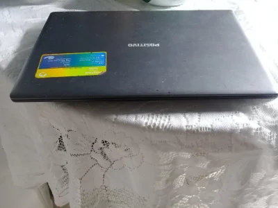 Vende SE Notebook Positivo