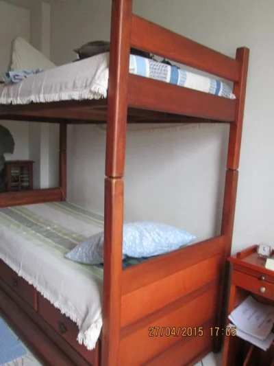 Cama Triliche com Gavetas Bom Estado