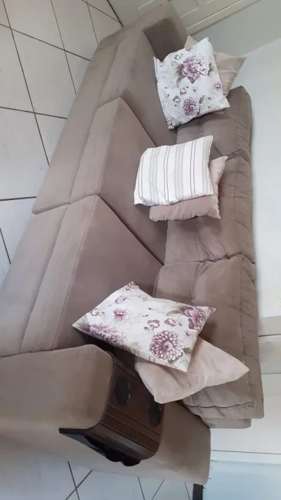 Vendo Sofá 3 Lugares, Tecido Sued