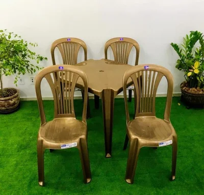 Jogo de Mesa e Cadeira de Plástico Bistro Plastmaster