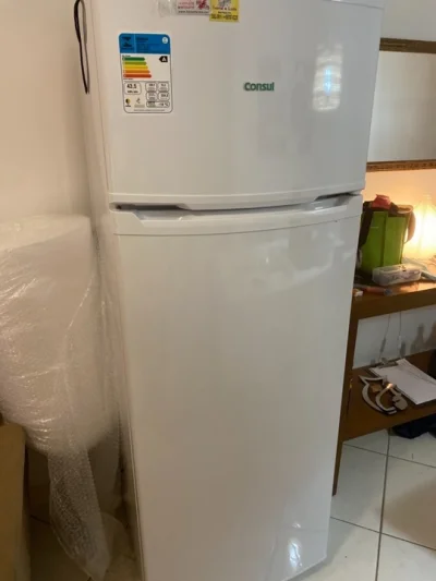 Vendo Geladeira. Cônsul