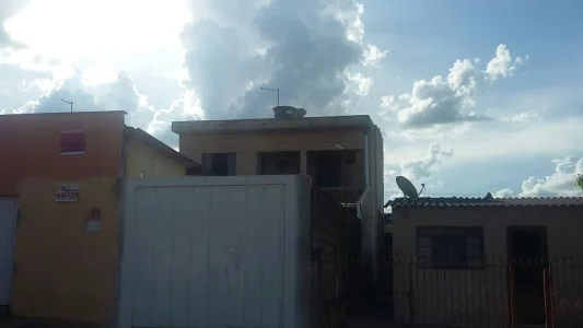 Sobrado/casa + Barracão