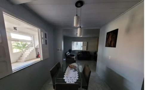 Casa com 5 Dormitórios à Venda, 171 m2 por RS 365.000,00 - Flores - Manaus-am