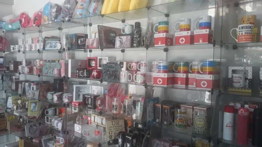 Vendo Estoque de Loja de Presentes Criativos