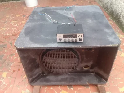 Vendo Caixa Mais Radio Usb