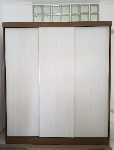 Guarda Roupa Casal Armário 3 Portas de Correr Semi Novo 2 Meses Uso Mu