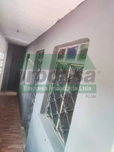 Casa de Rua - / Residencial / São Lázaro