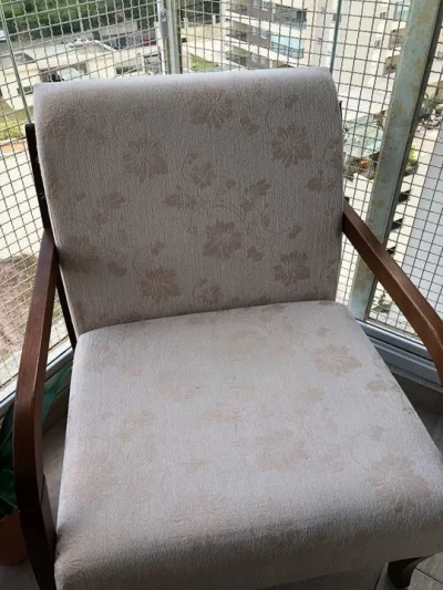 Poltrona em Tecido Estampado