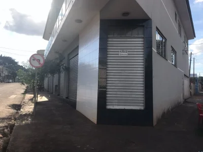 Amplo Salão Excelente Ponto para Comércio em Sarandi