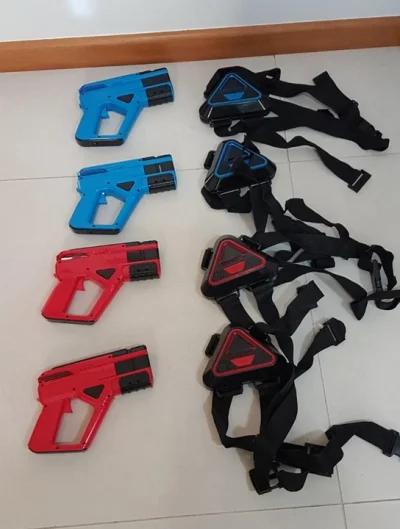 Jogo de Armas Laser Infravermelho - 4 Jogadores - Guns And Vests