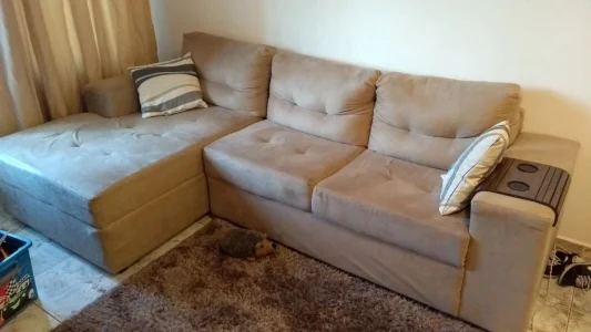 Sofá com Chaise