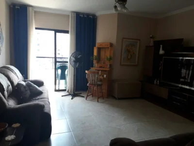 Vendo Apartamento na Praia Grande, Localizado a 400 Mts da Orla da Pra