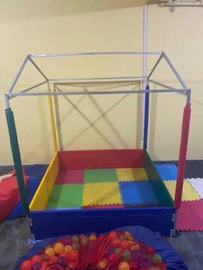 Piscina de Bolinhas com Saco Coletor