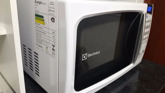 Micro Ondas Electrolux 20 Litros Branco