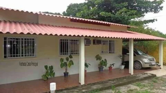 Vendo uma Linda Casa Próximo ao Centro de Itaguaí/rj