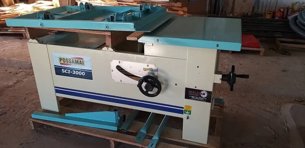 Serra Esquadrejadeira Sci3000 Possamai Usada