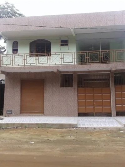 Grande Oportunidade, Bela Casa com Ponto Comercial. Bairro Elvamar/gv