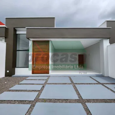 Casa Recem Construída com 4 Quartos, Documentada,no Novo Aleixo. 680 Mil