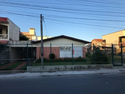 Otimo Terreno com Casa na Praia de Canasvieiras De780 m2