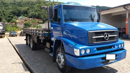 Mercedes-benz L-1620 (3 Eixos) 2010