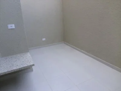 Sobrado em Condomínio com Piscina, em Itanhaém