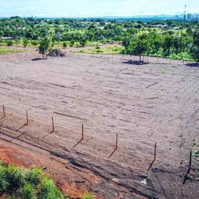 área de 3.780 m2 de Esquina em Vg