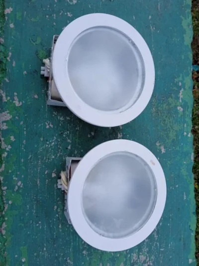 Vendo 2 Und Luminarias Gesso