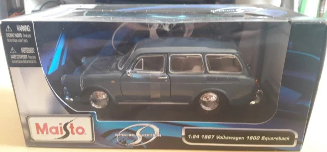 Miniatura Maisto VW 1600 Ano 1967 Squareback Special Edition