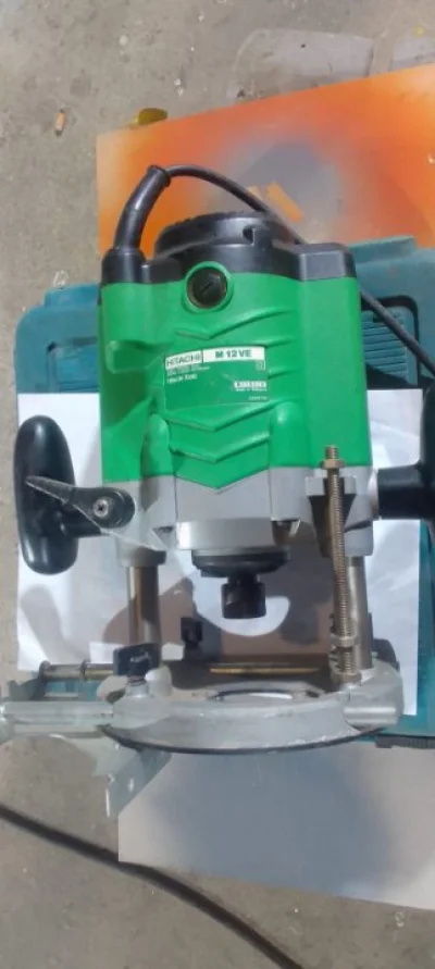 Tupia de Coluna Portátil M12se Hitachi