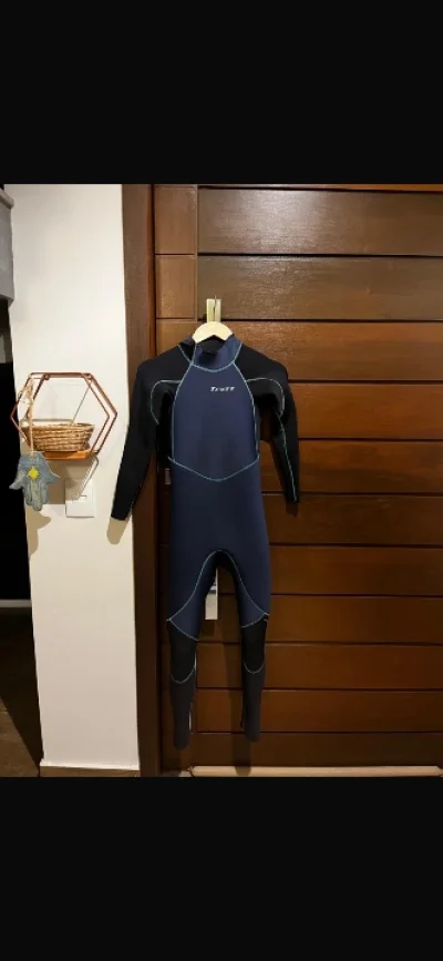 Roupa de Borracha Truzz em Otimo Estado