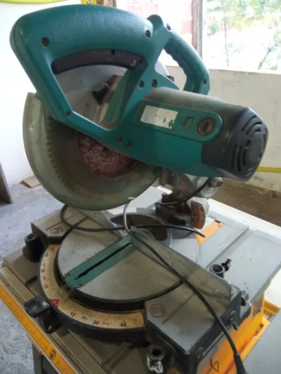 Serra Meia Esquadria Makita