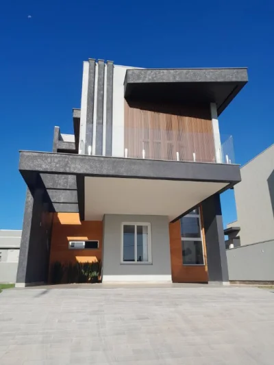 Linda Casa Condominio Alto Padrão