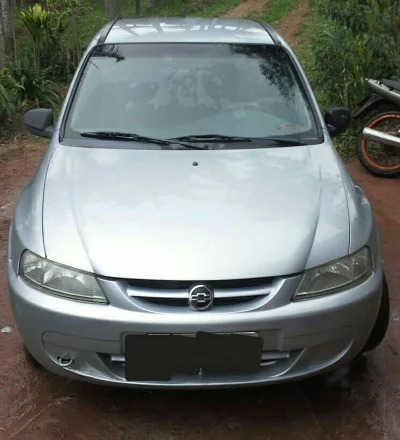 Vendo Celta Spirit 1.0 2005 com Débito
