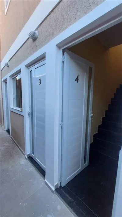 Casa com 52.92 m2 - Aviação - Praia Grande SP