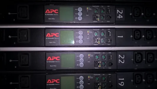 Pdu Rack Apc8959 Régua de Distribuição da Alimentação Apc