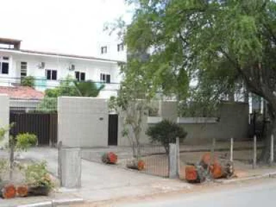 Casa com 4 Dorms em Jaboatão dos Guararapes - Candeias por 920.000,00 à Venda