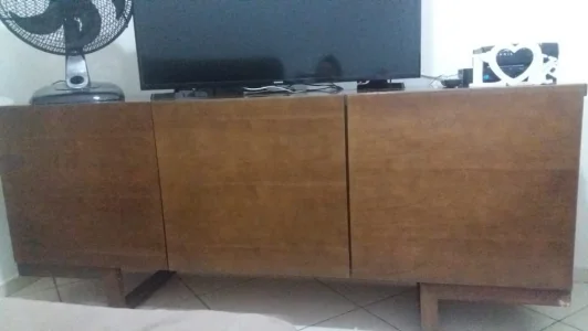 Conjunto de Mesa com 8 Cadeiras + Buffet