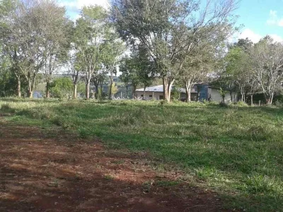 Lote Beira Lago
