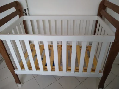 Berço Semi Novo