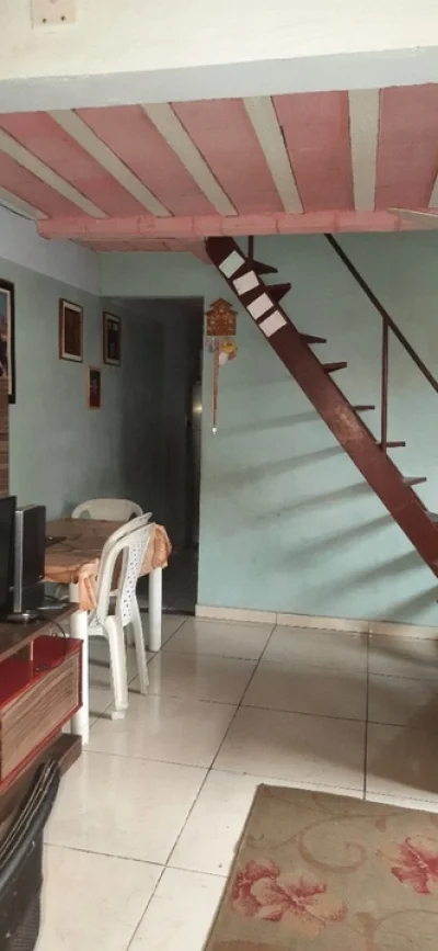 Vendo Casa de Esquina no Barro Vermelho