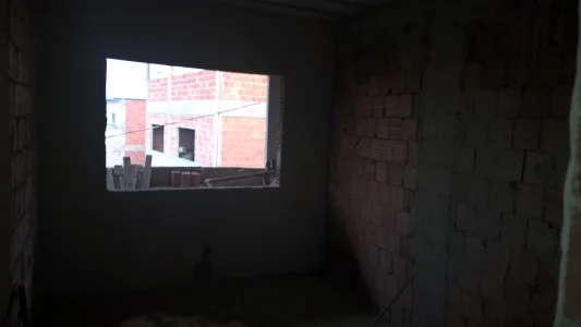 Vendo Casa em Construção em Cachoeiro Aceito Carro no Negocio. Valor: 99 Mil