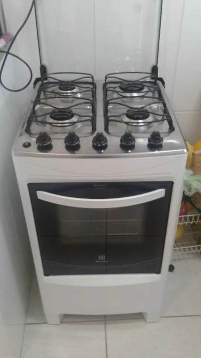 Fogão Electrolux em Excelente Estado!