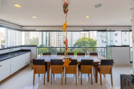 Apartamento no Bairro Campo Belo. Preço e Disponibilidade do