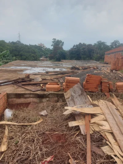 Terreno de 363 mts no Jardim Arpoador