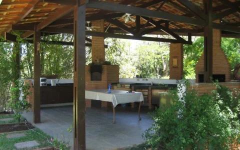Aluguel de Sítio com Piscina/ Sauna/ Churrasqueira