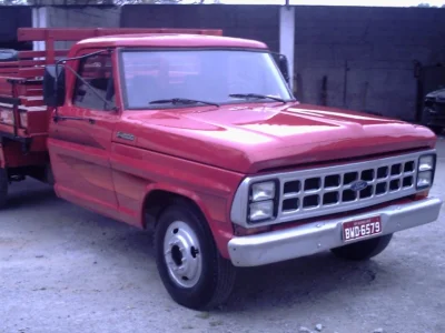 Caminhão F4000
