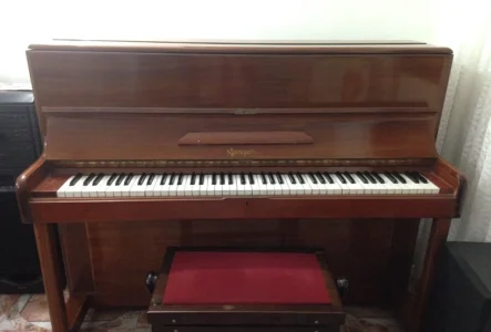 Vendo Piano Seeger